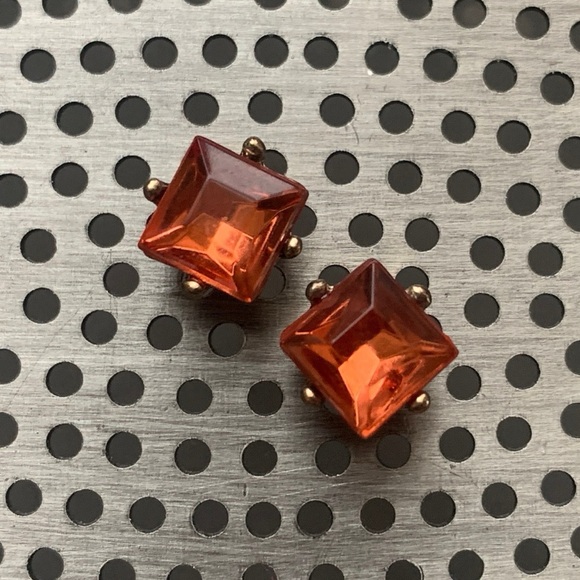 1697 Chic Orange Crystal Square Stud Earrings - Picture 1 of 2